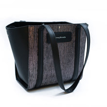 Kép betöltése a galériamegjelenítőbe: Kis bőr tote bag