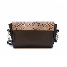 Load image into Gallery viewer, Leather Crossbody Bag