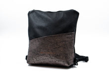 Load image into Gallery viewer, Small Leather Backpack