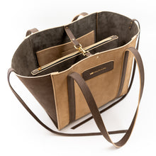 Kép betöltése a galériamegjelenítőbe: Kis bőr tote bag
