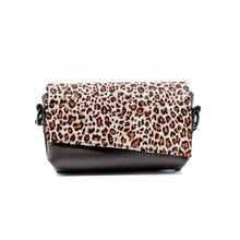 Load image into Gallery viewer, Leather Crossbody Bag