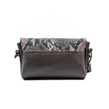 Load image into Gallery viewer, Leather Crossbody Bag