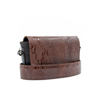 Load image into Gallery viewer, Leather Crossbody Bag