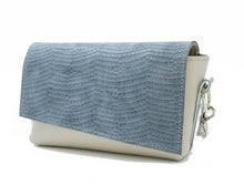 Încărcați imaginea în vizualizatorul Galeriei, Geantă crossbody din piele