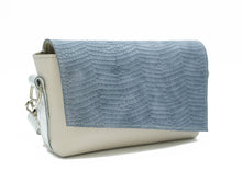 Încărcați imaginea în vizualizatorul Galeriei, Geantă crossbody din piele