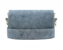 Încărcați imaginea în vizualizatorul Galeriei, Geantă crossbody din piele