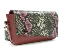 Load image into Gallery viewer, Leather Crossbody Bag