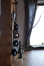 Kép betöltése a galériamegjelenítőbe: Bőr bortartó