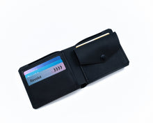 Kép betöltése a galériamegjelenítőbe: Férfi bőr pénztárca