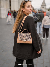 Load image into Gallery viewer, Dines Leather Top Handle Bag