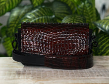 Load image into Gallery viewer, Leather Crossbody Bag