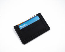 Kép betöltése a galériamegjelenítőbe: Bőr kártyatartó