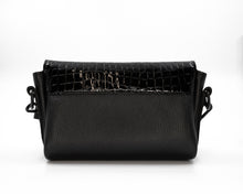 Load image into Gallery viewer, Leather Crossbody Bag