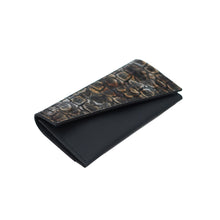 Încărcați imaginea în vizualizatorul Galeriei, Portofel din piele