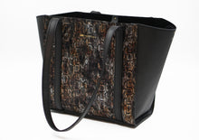 Kép betöltése a galériamegjelenítőbe: Kis bőr tote bag