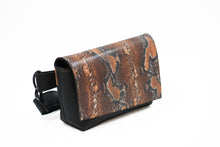 Load image into Gallery viewer, Leather Waist Bag