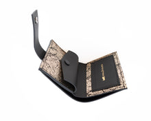 Kép betöltése a galériamegjelenítőbe: Bőr pénztárca