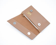 Kép betöltése a galériamegjelenítőbe: Bőr tárca