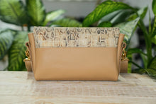 Load image into Gallery viewer, Leather Crossbody Bag