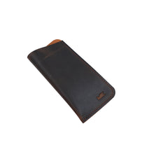 Încărcați imaginea în vizualizatorul Galeriei, Husă de ochelari din piele