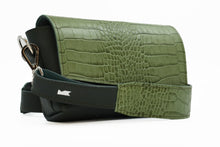 Load image into Gallery viewer, Leather Crossbody Bag