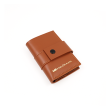 Încărcați imaginea în vizualizatorul Galeriei, Portofel mic din piele
