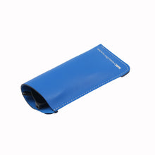 Încărcați imaginea în vizualizatorul Galeriei, Husă de ochelari din piele
