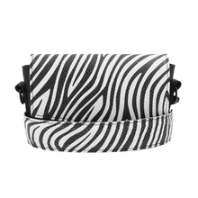 Load image into Gallery viewer, Leather Crossbody Bag
