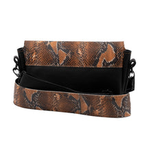 Load image into Gallery viewer, Leather Crossbody Bag
