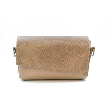 Kép betöltése a galériamegjelenítőbe: Bőr crossbody táska
