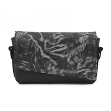 Load image into Gallery viewer, Leather Crossbody Bag
