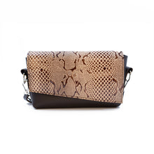 Load image into Gallery viewer, Leather Crossbody Bag

