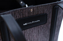 Kép betöltése a galériamegjelenítőbe: Kis bőr tote bag
