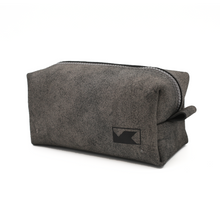 Load image into Gallery viewer, Leather Dopp Kit

