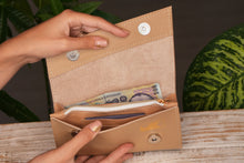Load image into Gallery viewer, Leather Purse

