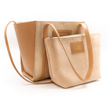 Încărcați imaginea în vizualizatorul Galeriei, Tote bag mic din piele
