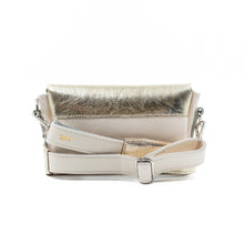 Kép betöltése a galériamegjelenítőbe: Bőr crossbody táska
