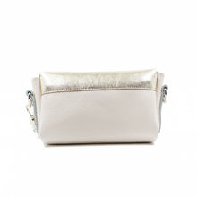 Kép betöltése a galériamegjelenítőbe: Bőr crossbody táska
