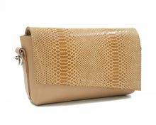 Load image into Gallery viewer, Leather Crossbody Bag
