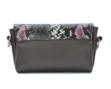 Load image into Gallery viewer, Leather Crossbody Bag
