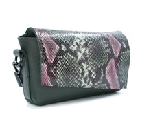Load image into Gallery viewer, Leather Crossbody Bag
