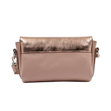 Încărcați imaginea în vizualizatorul Galeriei, Geantă crossbody din piele
