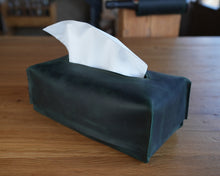 Kép betöltése a galériamegjelenítőbe: Bőr bortartó
