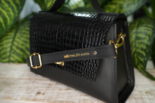 Load image into Gallery viewer, Dines Leather Top Handle Bag
