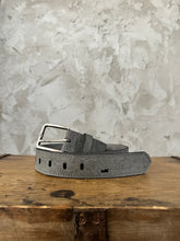 Încărcați imaginea în vizualizatorul Galeriei, Curea din piele pentru bărbați
