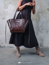 Load image into Gallery viewer, Leather Tote Bag
