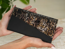 Kép betöltése a galériamegjelenítőbe: Bőr tárca
