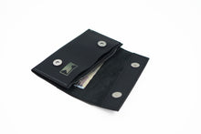 Load image into Gallery viewer, Leather  Purse
