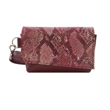 Kép betöltése a galériamegjelenítőbe: Bőr övtáska
