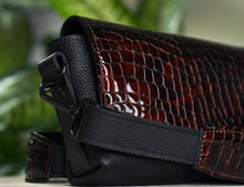 Load image into Gallery viewer, Leather Crossbody Bag

